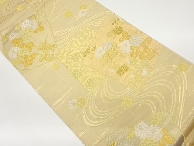 色紙に流水・菊・模様織出し袋帯